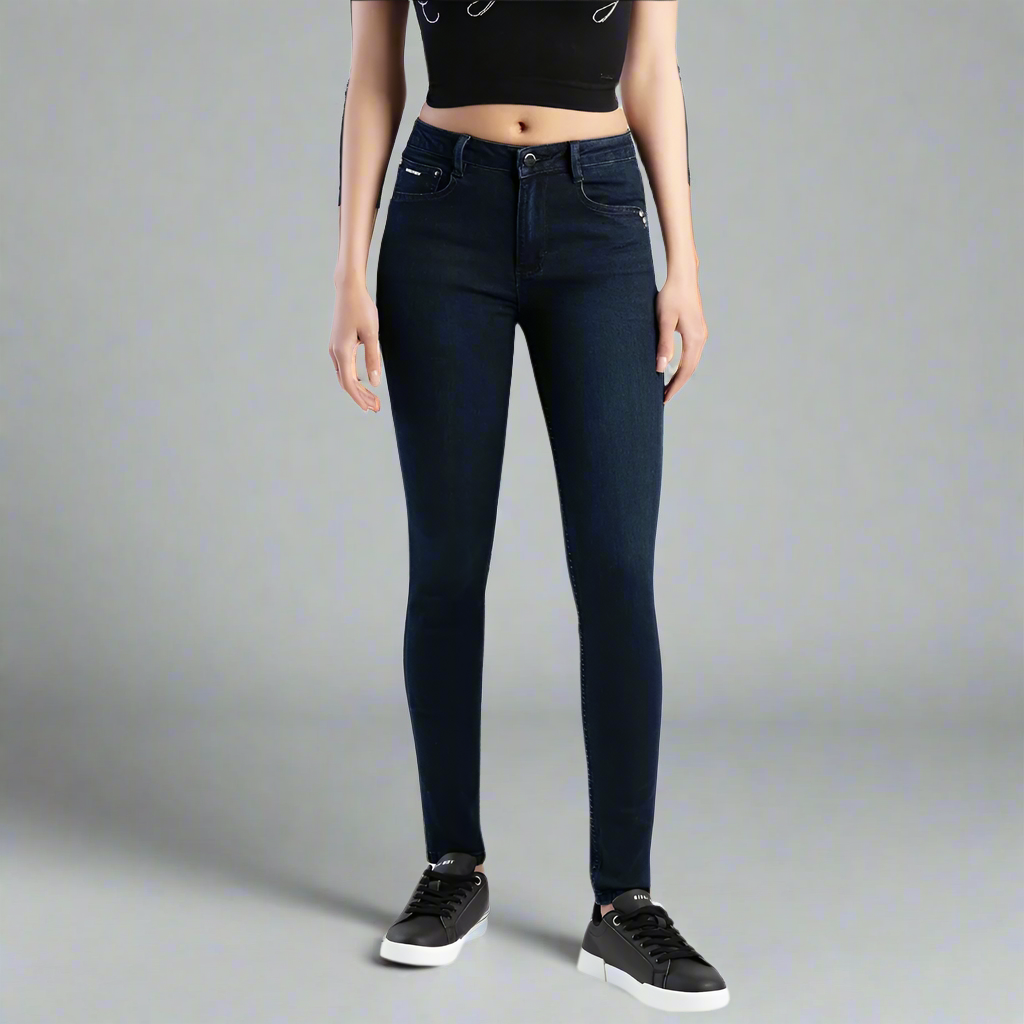 Arlo -Skinny Jean With Back Pocket Embroidery