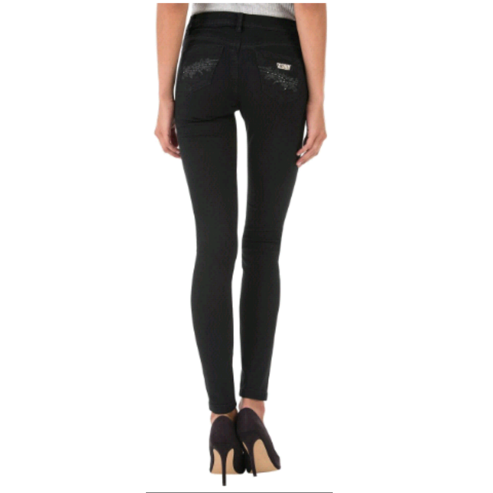 Mischa 1- Black Skinny Jean3