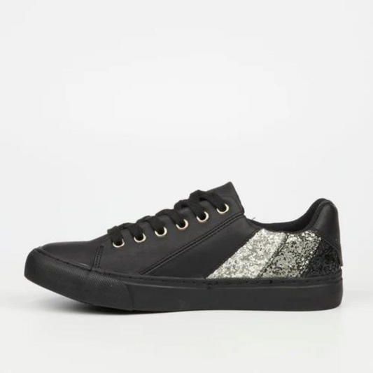 Shore 5 - Black Sneaker