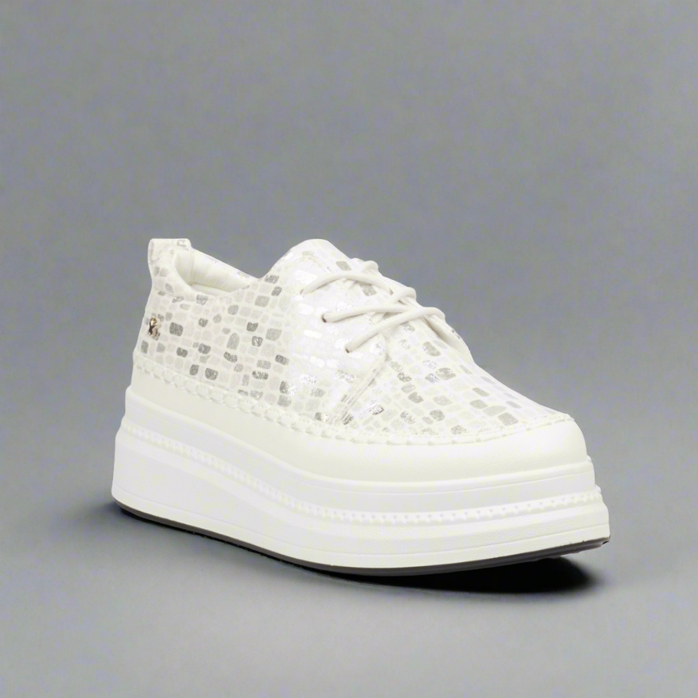Butterfly Feet flatform White Sneaker 