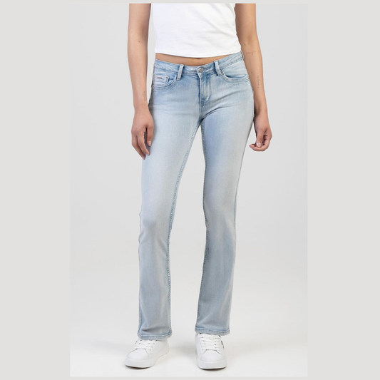 Sissy Boy Southern low rise bootleg jeans in light vintage wash with stretch denim.