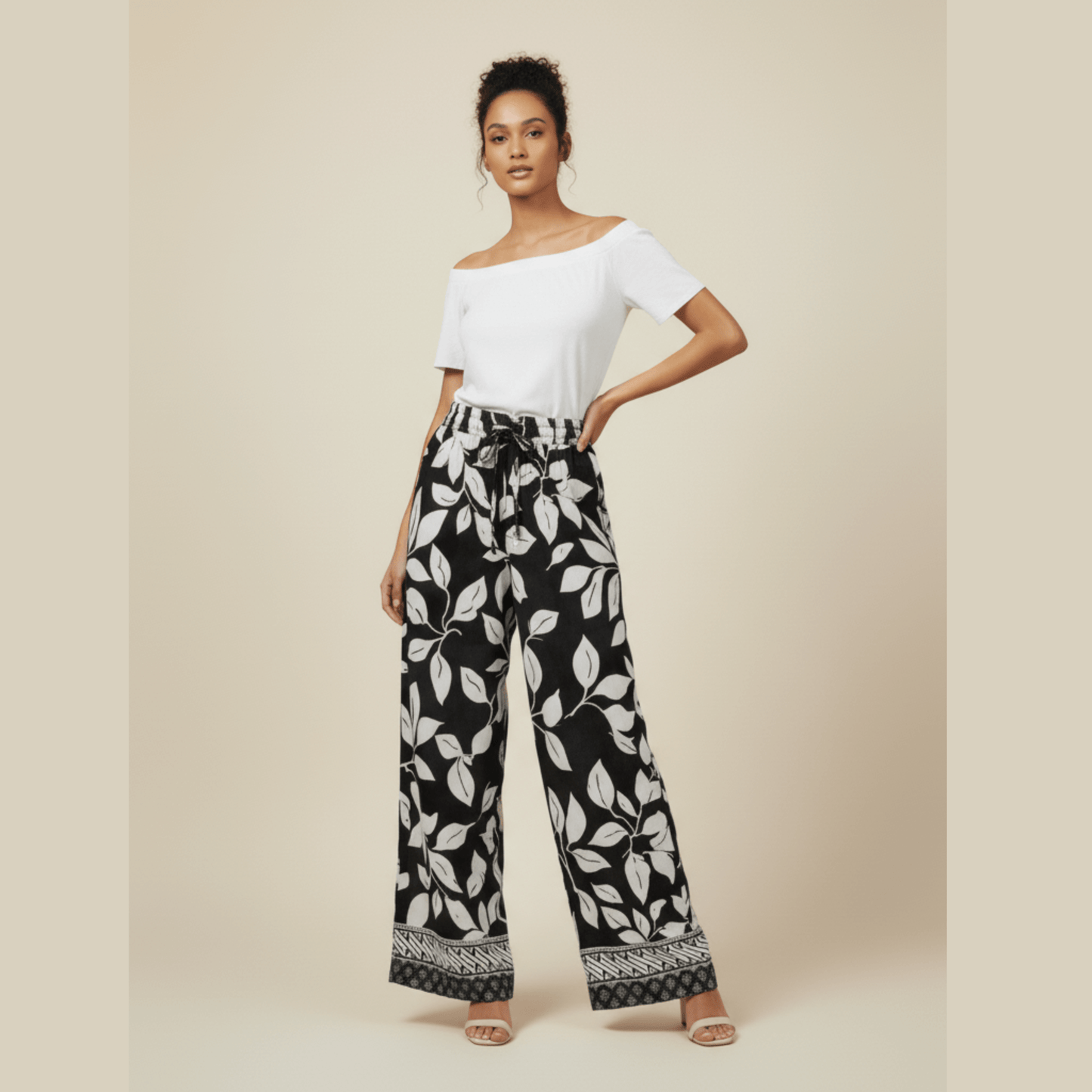 Leaf print wide leg trousers