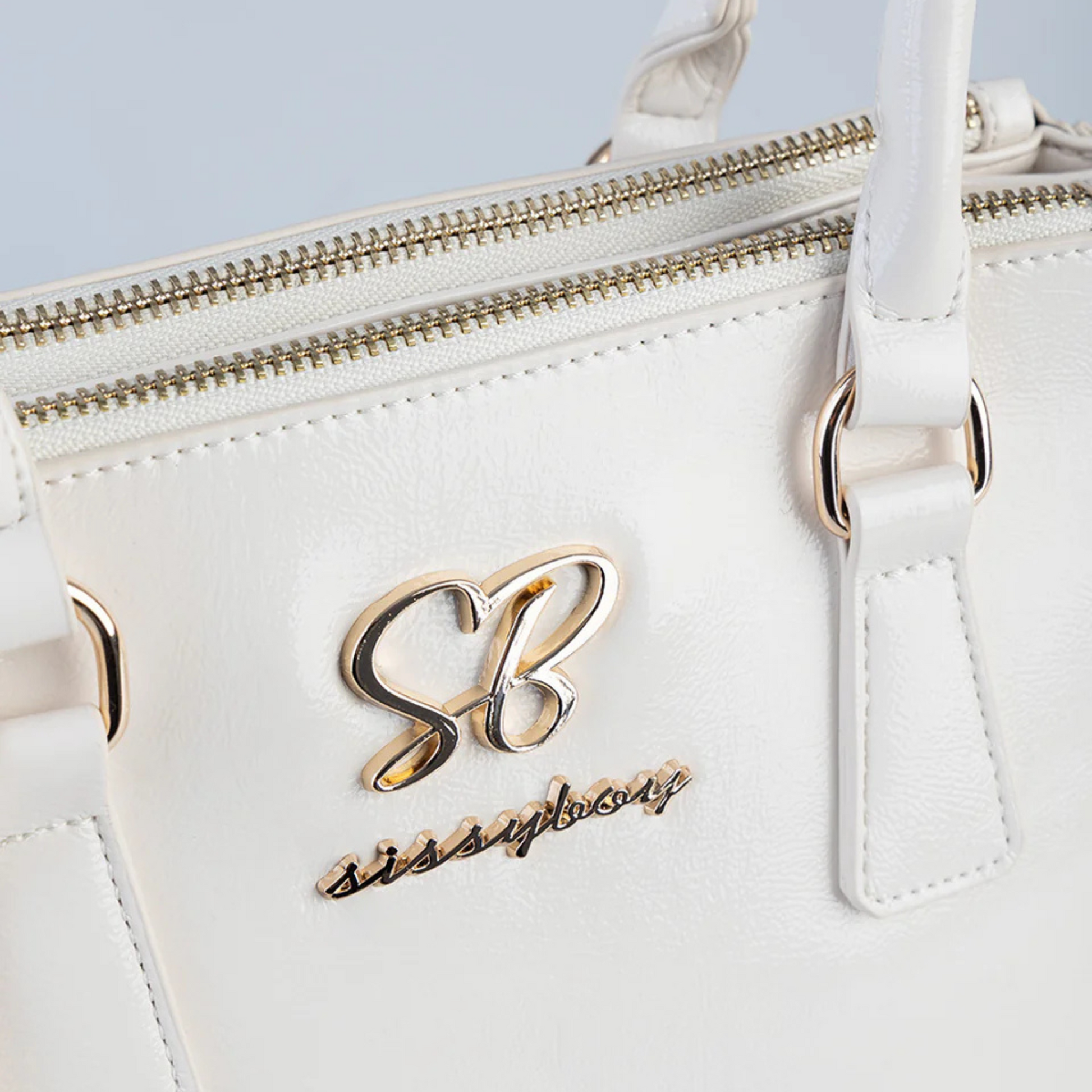 Trendy cream Sissy Boy Jacky Shoulder Bag – perfect women’s tote for everyday and evening wear
