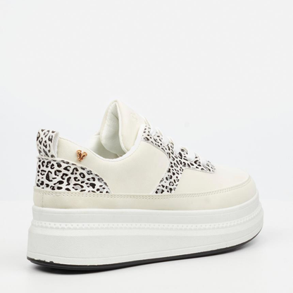 Butterfly Feet Senhora 26 white sneaker with round toe and chunky platform sole