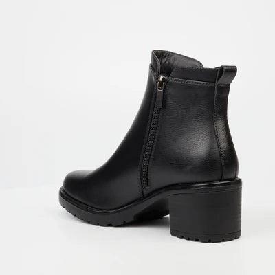 Black ankle boot with functional side zip
