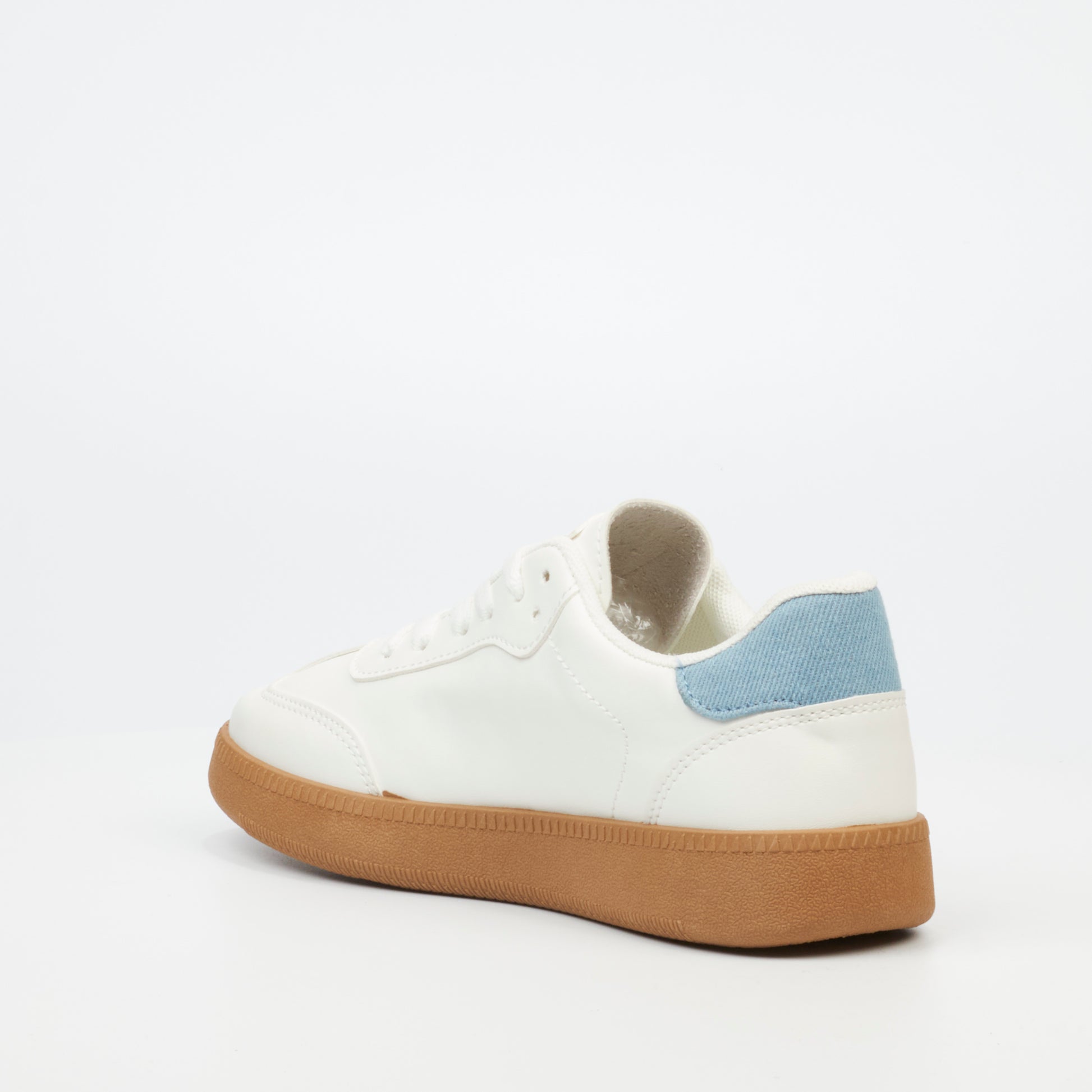Miss Black Row 1: Comfortable and Stylish Women's Sneakers
