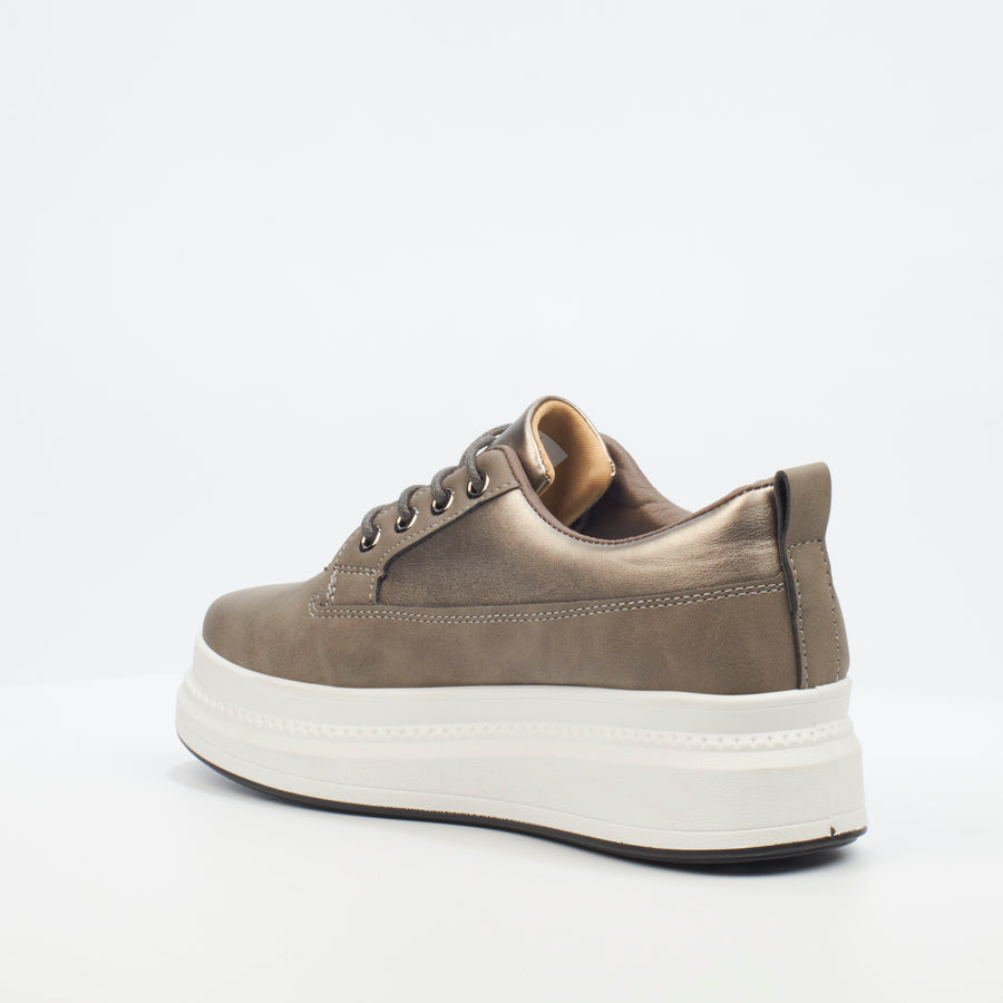 Butterfly Feet Sneaker - Senhora 12