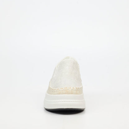 Ladies white fashion platform sneaker side profile