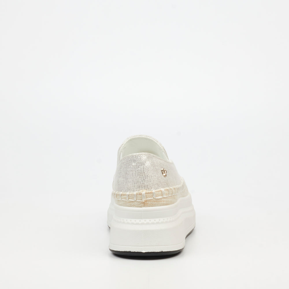 Women's everyday white platform sneaker by Butterfly Feet