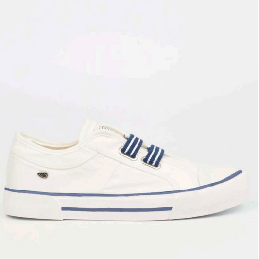 True 3 - White Sneaker