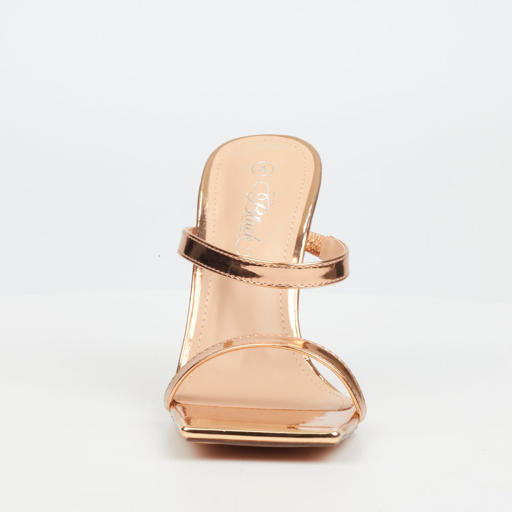 Swing 1 - Miss Black Heel