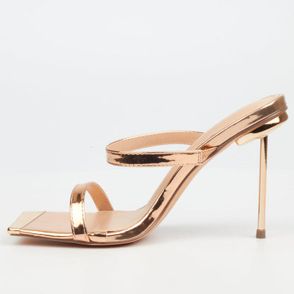 Swing 1 - Miss Black Heel